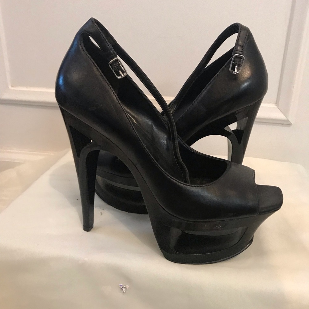 High shoes